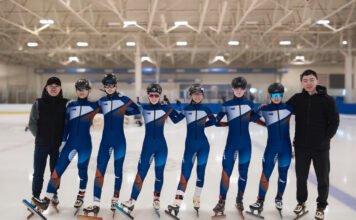 华裔小将代表美国出征短道速滑青年世界杯