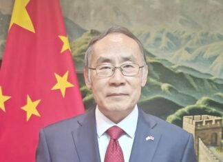芝加哥中领馆王保东总领事新春祝福